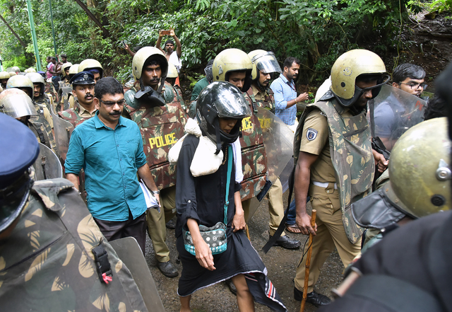 記者コラム はだしで巡礼する人々 インド 写真17枚 国際ニュース Afpbb News