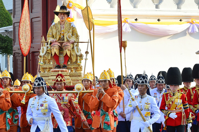 記者コラム 不敬罪のある国 タイの戴冠式取材 写真16枚 国際ニュース Afpbb News